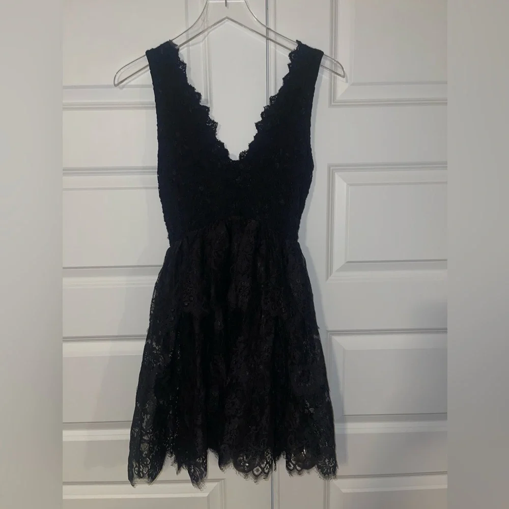 Free People by Nightcap Cloth black lace tiered dress sz xs - Picture 1 of 6
